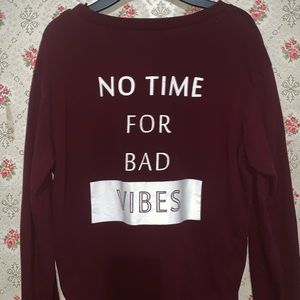 H&M “No time for bad vibes” Sweater BURGUNDY